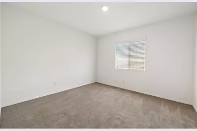 30887 Grand Prix Ct, Winchester, CA 92596 - Photo 27