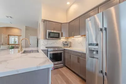 11944 Cypress Canyon Road #3, San Diego, CA 92131 - Photo 5