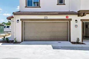 571 Toledo Way Pacifica Dr #, Oceanside, CA 92057 - Photo 3