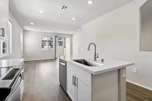 571 Toledo Way Pacifica Dr #, Oceanside, CA 92057 - Photo 5