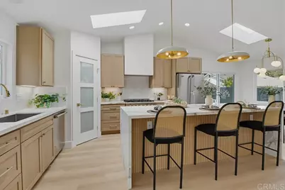 6715 Monte Verde Drive, San Diego, CA 92119 - Photo 11