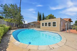 737 Alta Vista Dr, Vista, CA 92084 - Photo 7