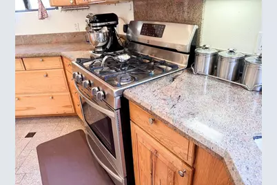 14 Las Flores Drive, Chula Vista, CA 91910 - Photo 5