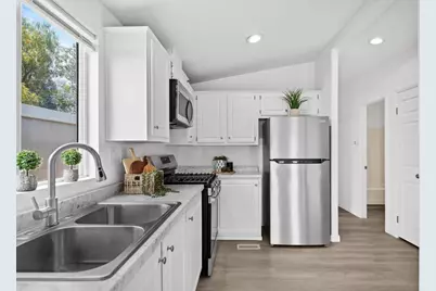 10001 Dunbar #20, El Cajon, CA 92021 - Photo 3