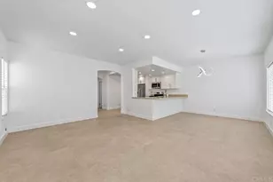 919 Agate St, San Diego, CA 92109 - Photo 17