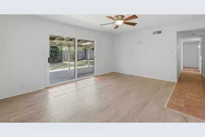 127 Flamingo Drive, Oceanside, CA 92054 - Photo 7