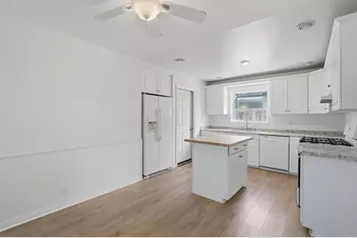 127 Flamingo Drive, Oceanside, CA 92054 - Photo 9