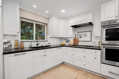 3741 Southernwood Way, San Diego, CA 92106 - Photo 7