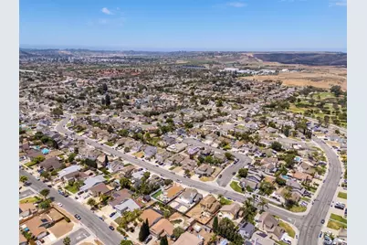 792 Foxwood Drive, Oceanside, CA 92057 - Photo 41
