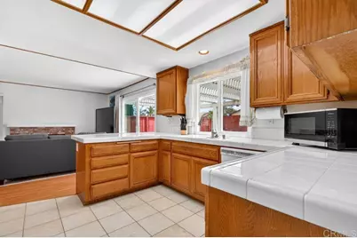 792 Foxwood Drive, Oceanside, CA 92057 - Photo 13