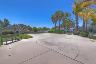 7418 Tooma St, San Diego, CA 92139 - Photo 33