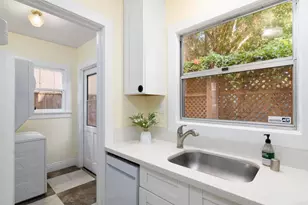 219-21 Kalmia St, San Diego, CA 92101 - Photo 11