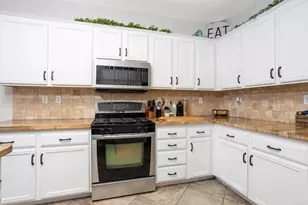 425 S Meadowbrook Dr, San Diego, CA 92114 - Photo 15