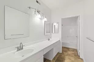 9237 Regents Rd, La Jolla, CA 92037 - Photo 23