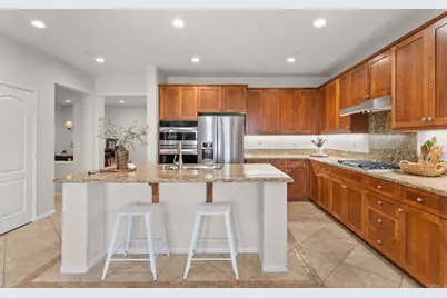 10570 Aspen, Escondido, CA 92026 - Photo 5