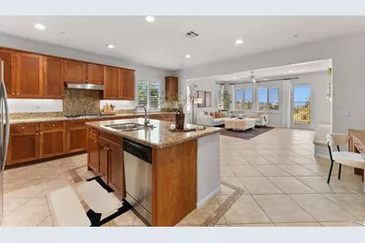 10570 Aspen, Escondido, CA 92026 - Photo 3