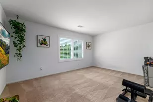 24248 Lilac Ln, Lake Elsinore, CA 92532 - Photo 13