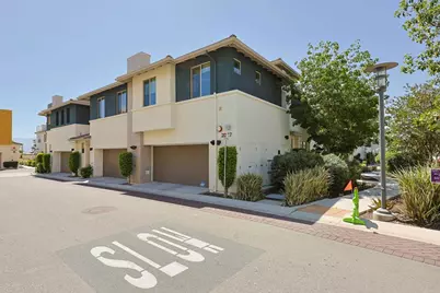 2037 Tango Loop #2, Chula Vista, CA 91915 - Photo 3