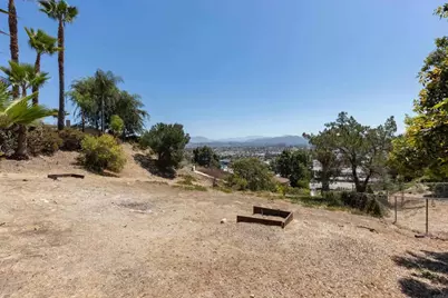 1235 El Mio Drive, El Cajon, CA 92020 - Photo 29