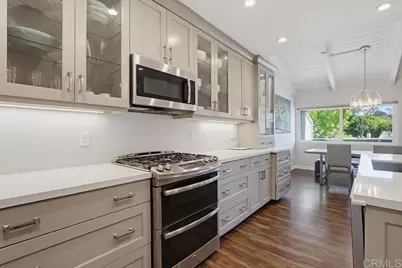 2842 Luciernaga Street, Carlsbad, CA 92009 - Photo 3