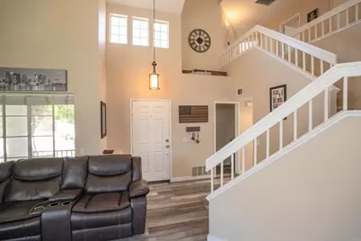 33029 Rossman Circle, Temecula, CA 92592 - Photo 11
