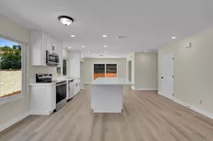 4946 Euclid Ct, San Diego, CA 92105 - Photo 7