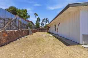 64 E Donohoe St, Chula Vista, CA 91911 - Photo 27