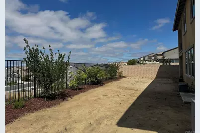 39529 Dayspring Way, Temecula, CA 92591 - Photo 17