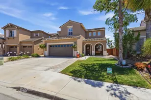 2414 Falcon Valley Dr, Chula Vista, CA 91914 - Photo 3