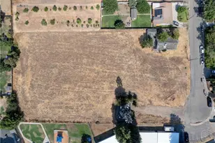 1490 Cameron Ln, Merced, CA 95340 - Photo 3