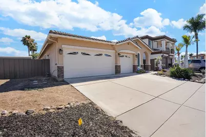 1274 W Vaquero Ct, Chula Vista, CA 91910 - Photo 3