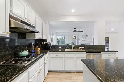 28310 Basswood Way, Murrieta, CA 92563 - Photo 9