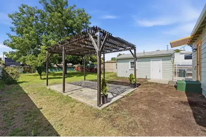 7570 Cuyamaca Avenue, Lemon Grove, CA 91945 - Photo 23