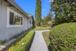 441 Condado Way, Escondido, CA 92025 - Photo 5