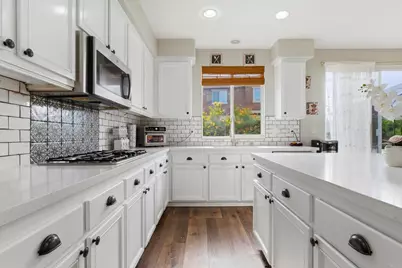 36892 Maxmillian Avenue, Murrieta, CA 92563 - Photo 11