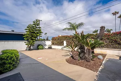 3026 Poinsettia Dr, San Diego, CA 92106 - Photo 3