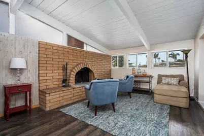 3026 Poinsettia Dr, San Diego, CA 92106 - Photo 11