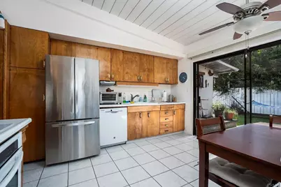 3026 Poinsettia Dr, San Diego, CA 92106 - Photo 15