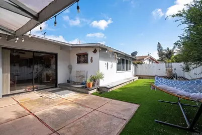 3026 Poinsettia Dr, San Diego, CA 92106 - Photo 29