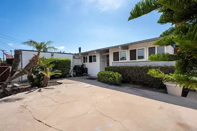 3026 Poinsettia Dr, San Diego, CA 92106 - Photo 5