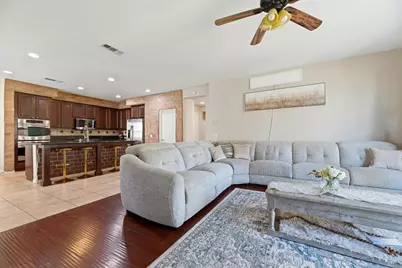 30241 Trois Valley Street, Murrieta, CA 92563 - Photo 13