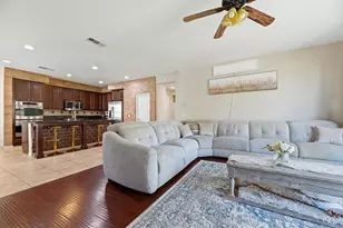30241 Trois Valley St, Murrieta, CA 92563 - Photo 13