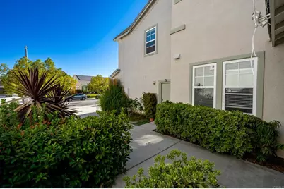 30241 Trois Valley Street, Murrieta, CA 92563 - Photo 37