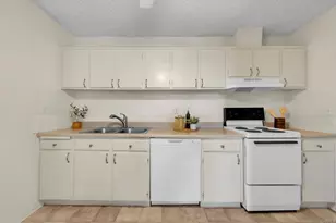 3050 Rue D’Orleans, San Diego, CA 92110 - Photo 7