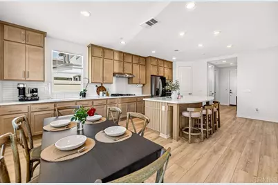 32255 Penstemon Way, Temecula, CA 92591 - Photo 11
