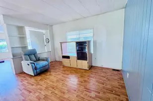 2130 Sunset Dr, Vista, CA 92081 - Photo 11