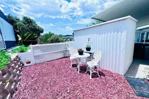 2130 Sunset Dr, Vista, CA 92081 - Photo 23
