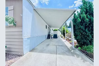 2130 Sunset Drive #122, Vista, CA 92081 - Photo 25