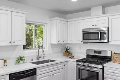 3745 Fenwick Drive, Spring Valley, CA 91977 - Photo 9