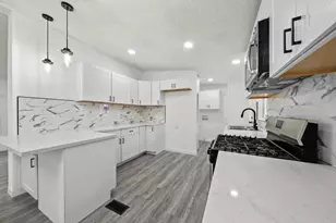 400 Greenfield Dr, El Cajon, CA 92021 - Photo 7